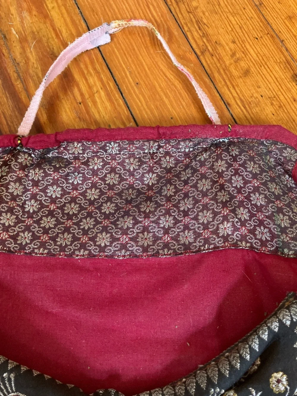 Artisanal Kashmiri Peacock Embroidered Wall Pouch / Mono Stole